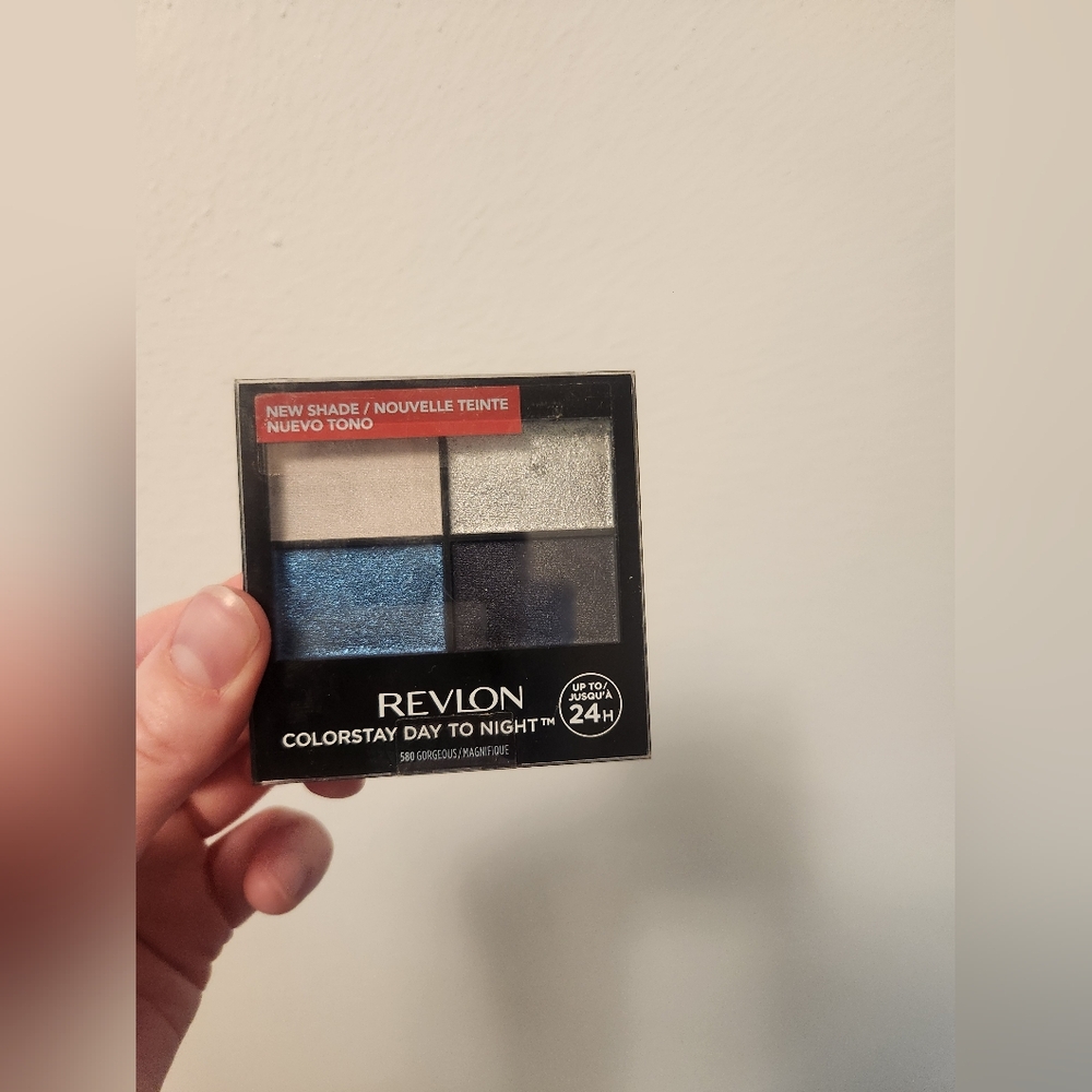 Revlon Makeup Lot - Picture 2 of 4